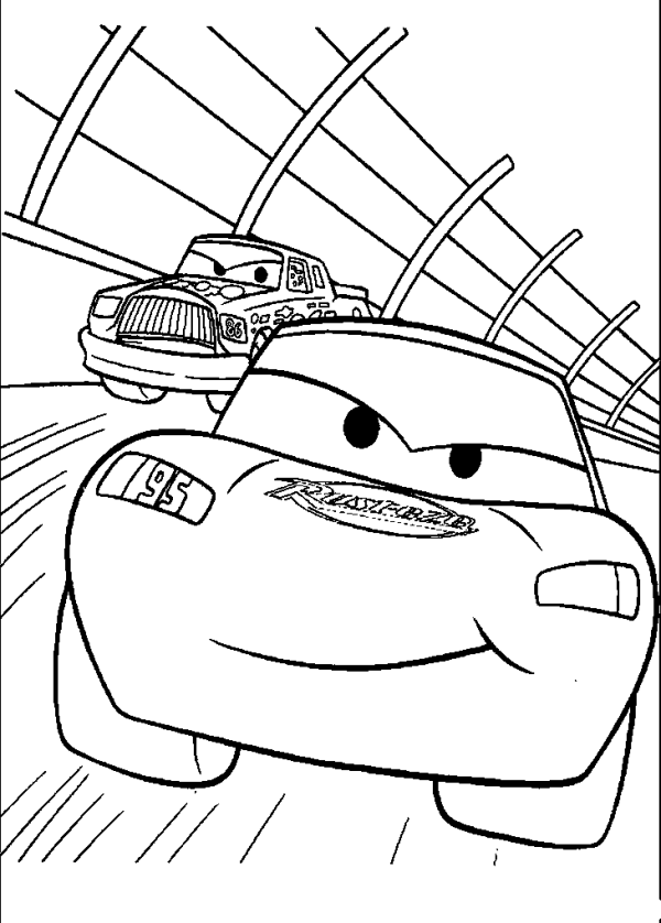 Lightning McQueen Overtakes on the Turn