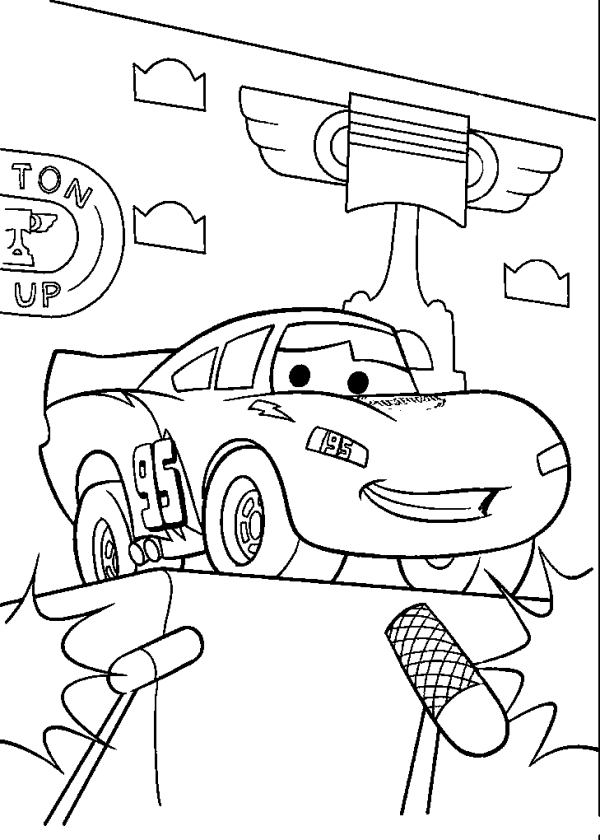 Lightning McQueen is being photographed by reporters